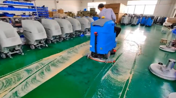 咸阳2023年还在用人工的物业保洁不妨试试洗地机吧